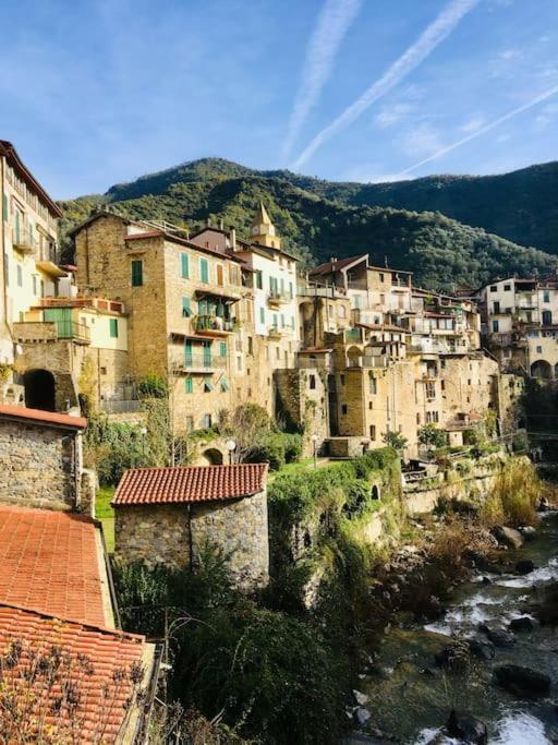 Apartamento Casa Bertagna Rocchetta Nervina Exterior foto