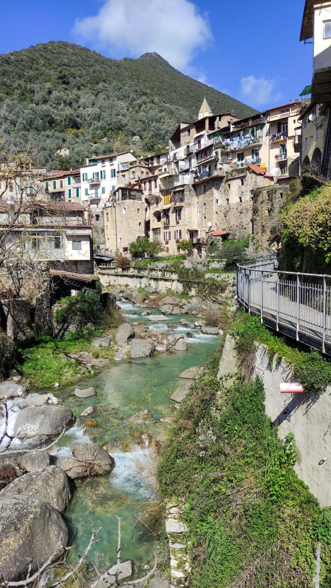 Apartamento Casa Bertagna Rocchetta Nervina Exterior foto